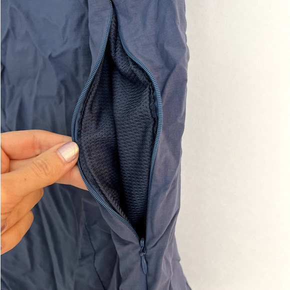 REI Tactel Nylon Blue Vented Short Sleeve Button Front Top Size Medium - Picture 8 of 12